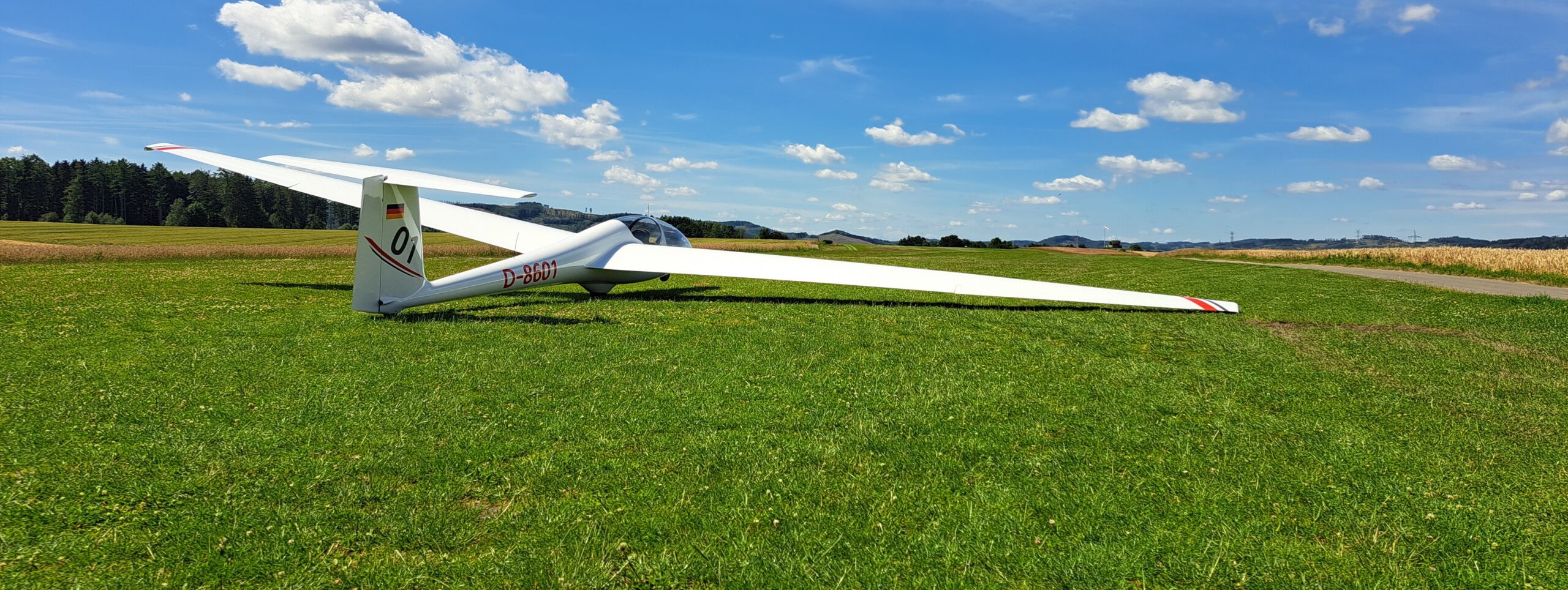 Eltern- und Infotag des Luftsportclub Attendorn-Finnentrop e.V.  auf dem Flugplatz in Heggen