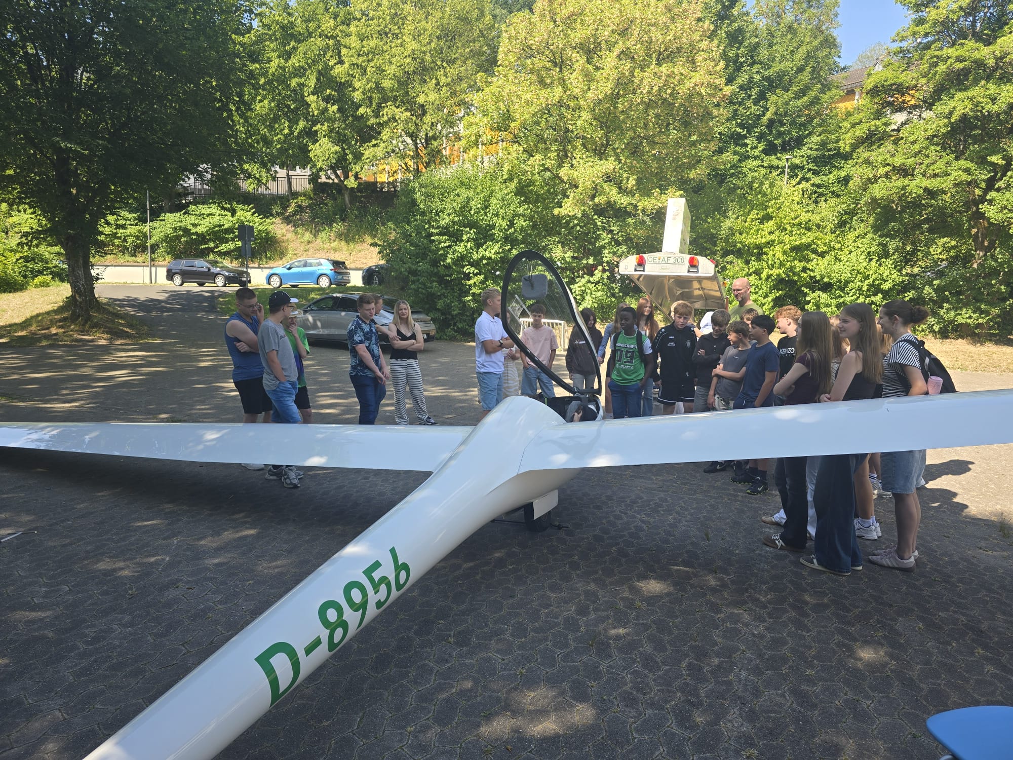 Du betrachtest gerade Besuch des LSC Attendorn-Finnentrop e.V. am Gymnasium der Stadt Lennestadt